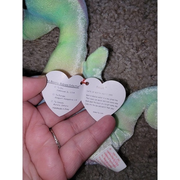 TY BEANIE BABY NEON SEA HORSE, NEW, 7TH GEN, SHINY BRITE PASTELS,1999 - Picture 3 of 6